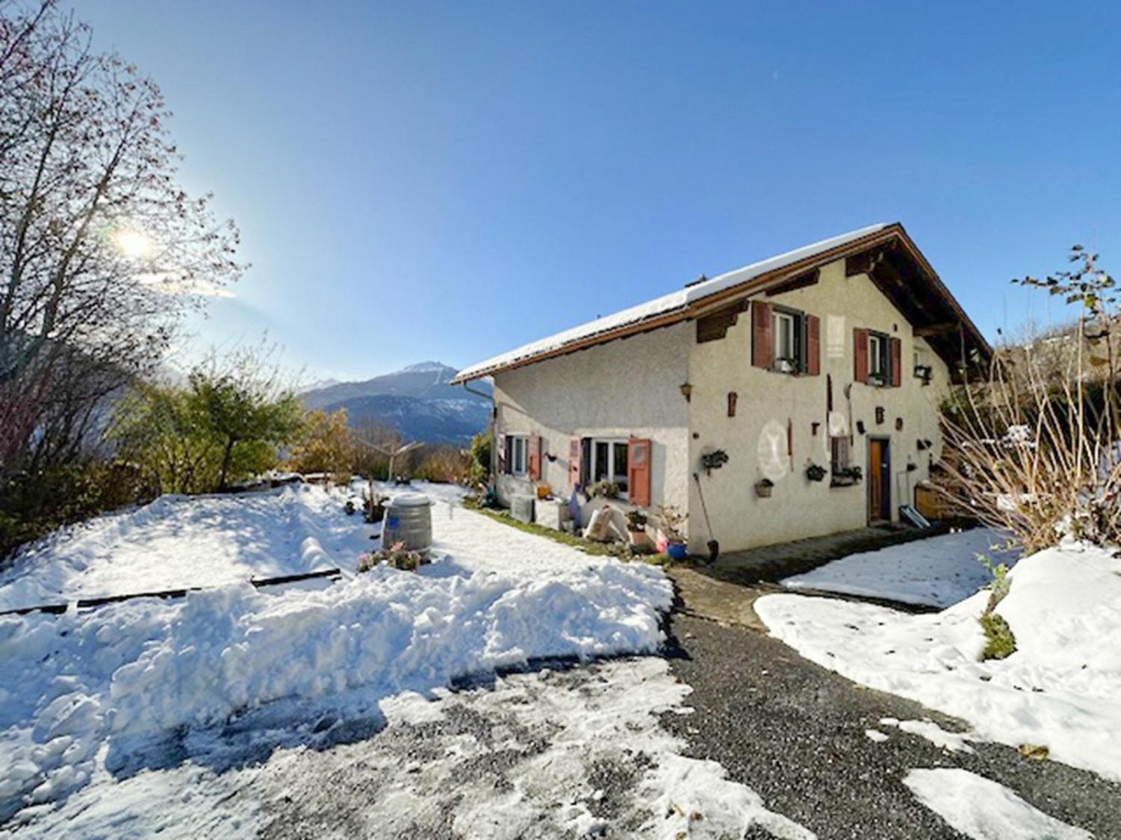 Sunny Lily Facing The Swiss Alps - Montana Appartement *