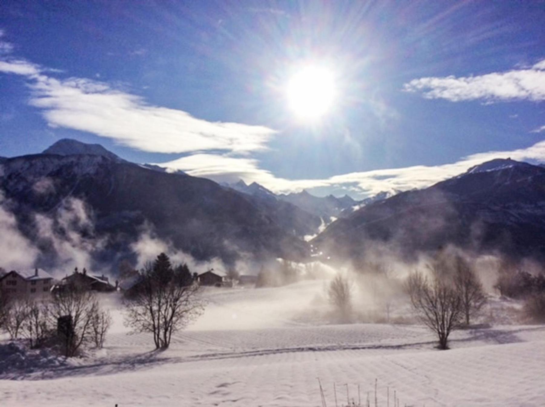 Sunny Lily Facing The Swiss Alps - Montana Appartement *